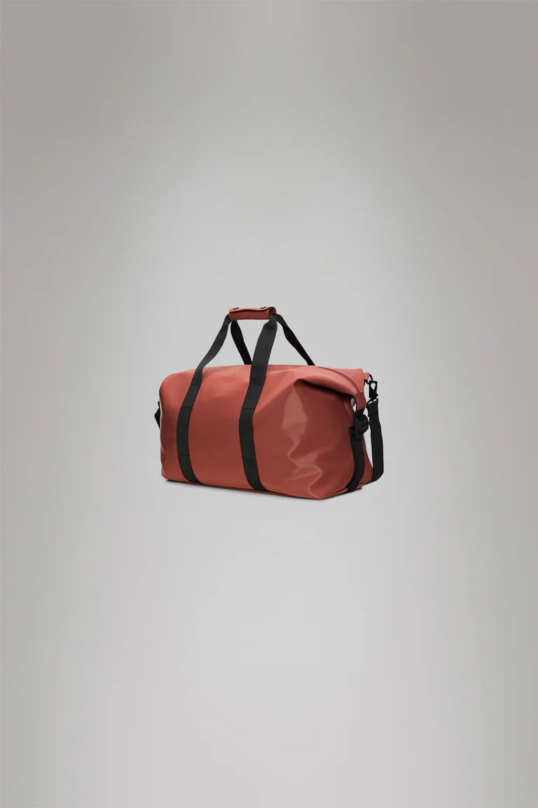 RAINS Hilo Weekend Bag