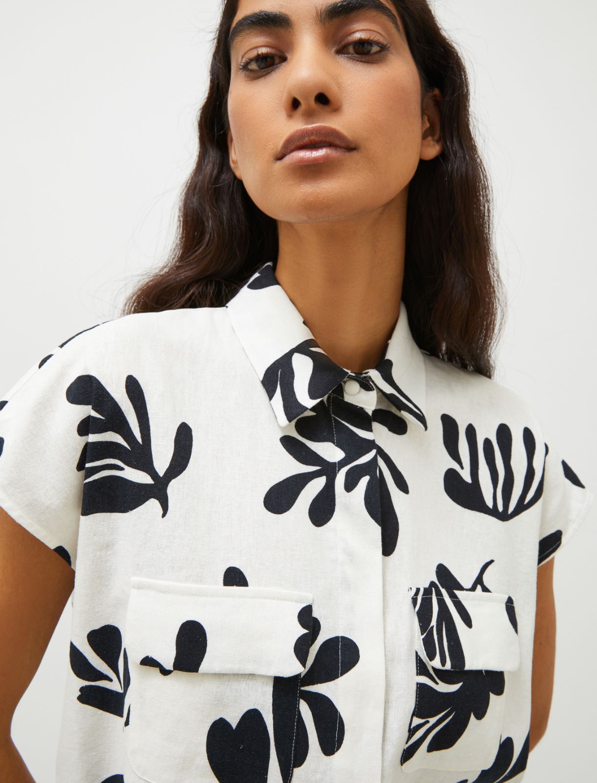Marella Camicia smanicata in lino e viscosa
