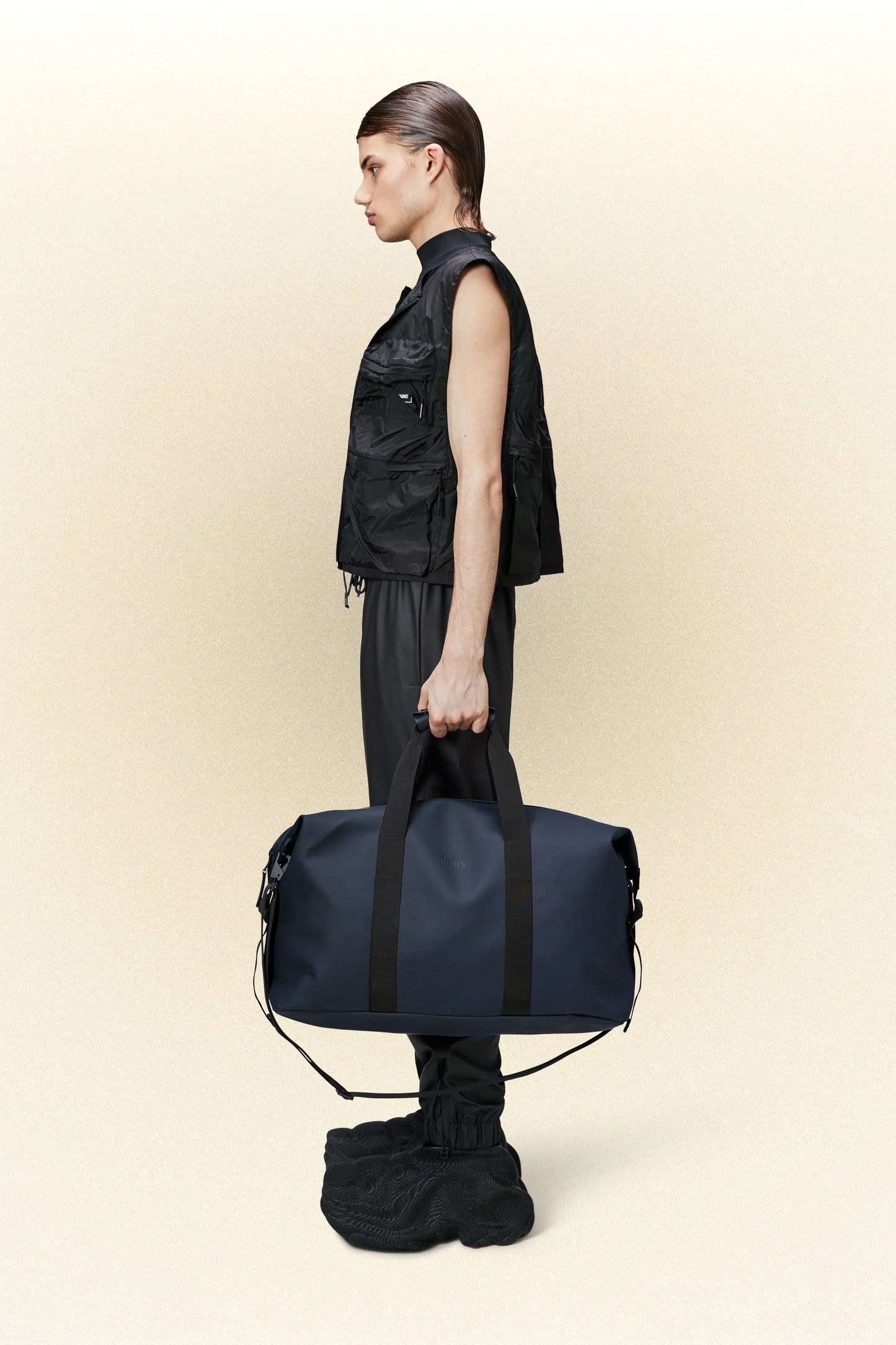 RAINS 14200 Hilo Weekend Bag