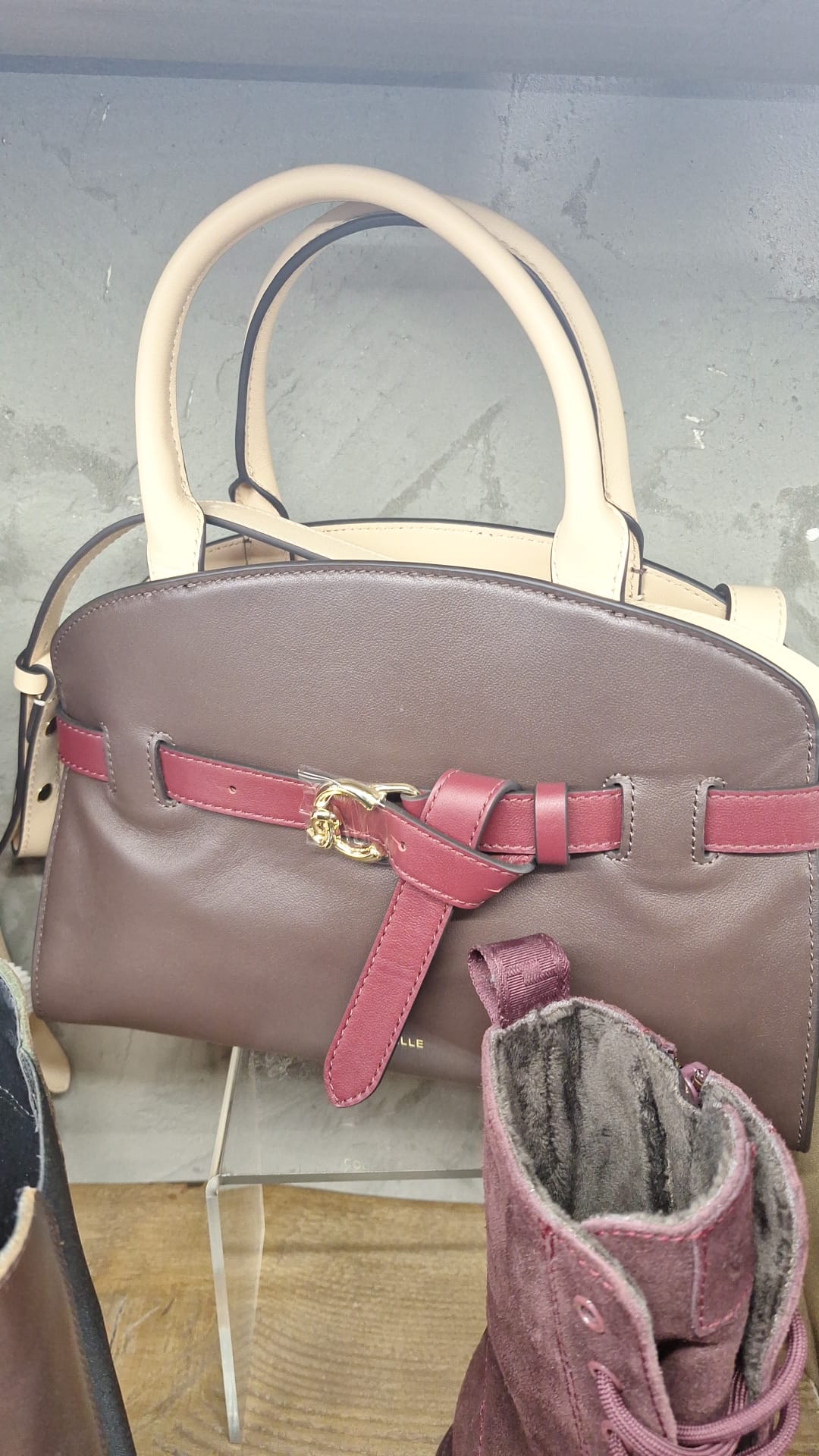 Coccinelle Sabine Small