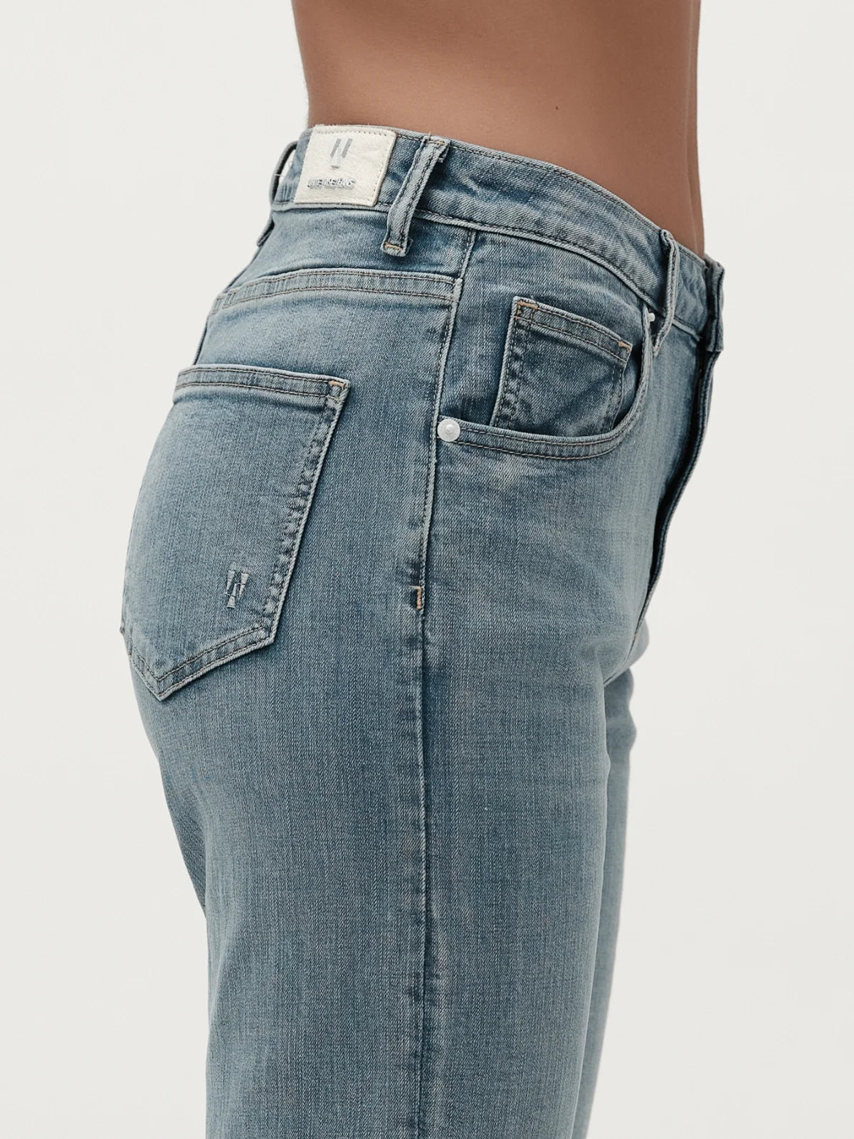 White Wise Jeans flare slim medium waist PE25