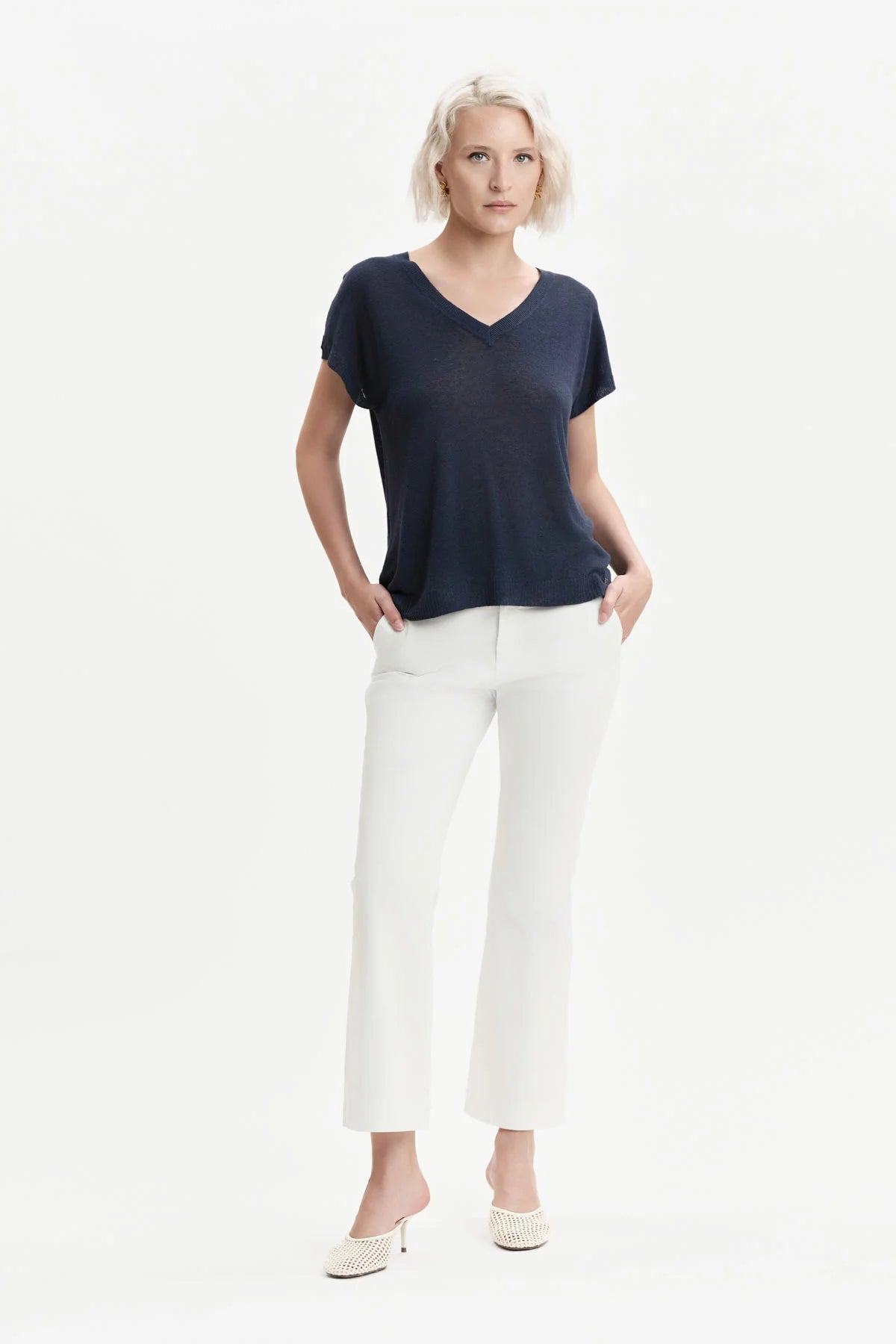 WHITE WISE GILET IN MAGLIA SCOLLO A V MISTO LINO