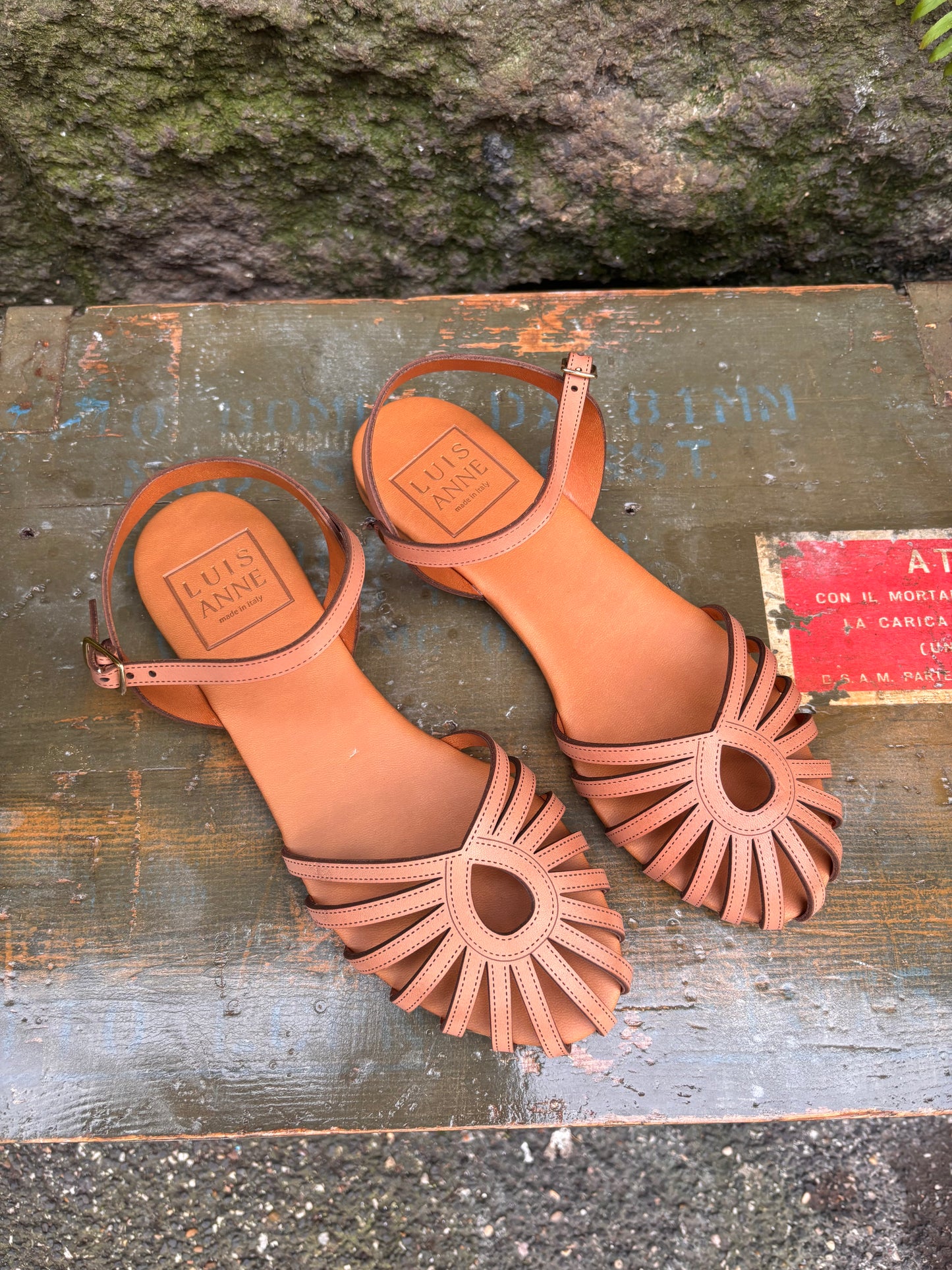 LUIS ANNE Sandalo flat/ragno