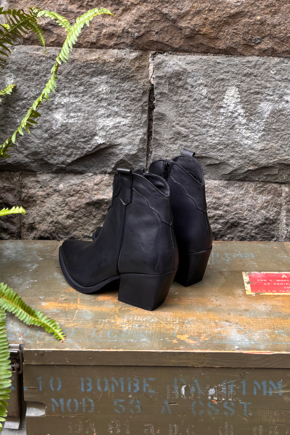 Luis Anne Esther 4921 vitello nero