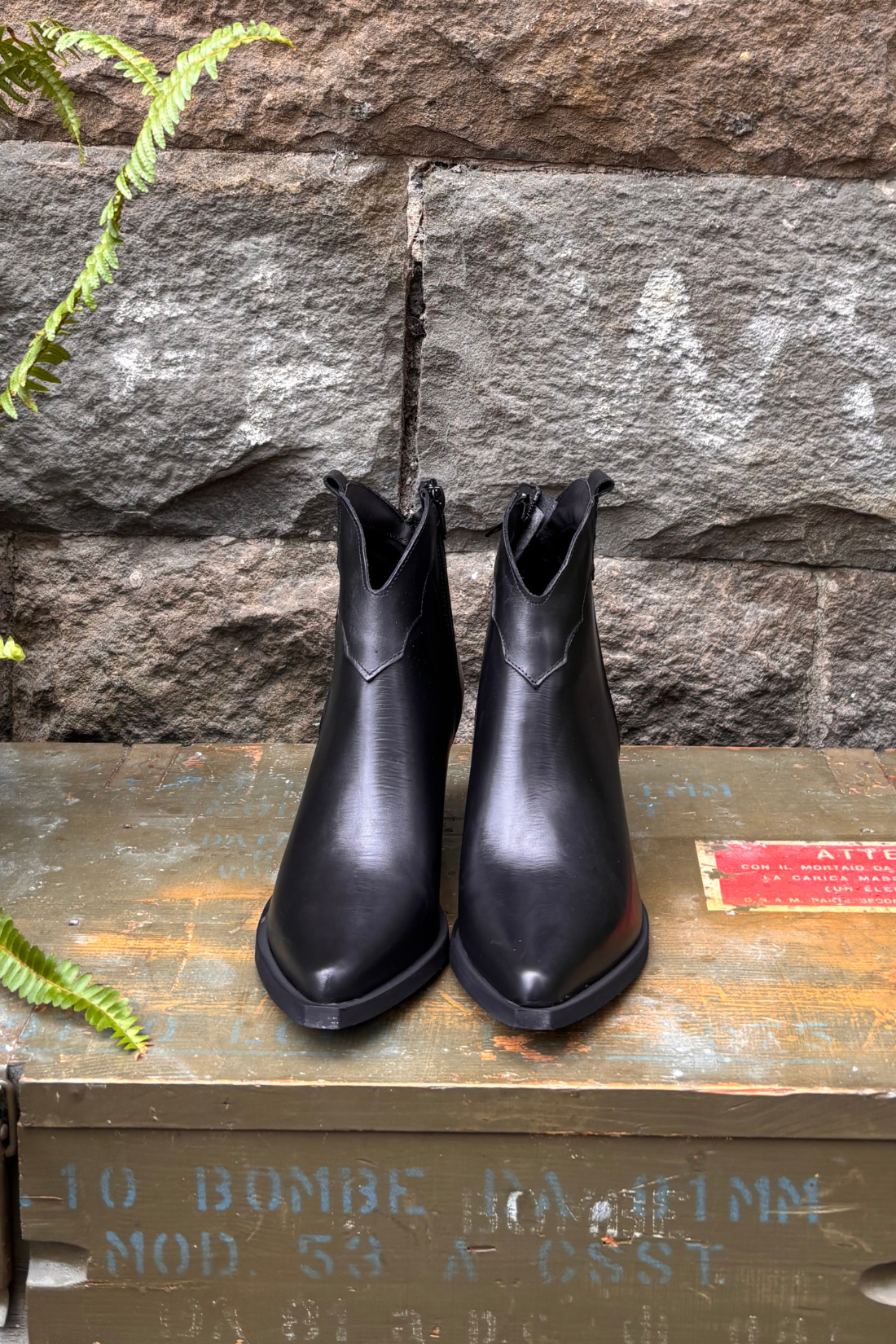 Luis Anne Esther 4921 vitello nero