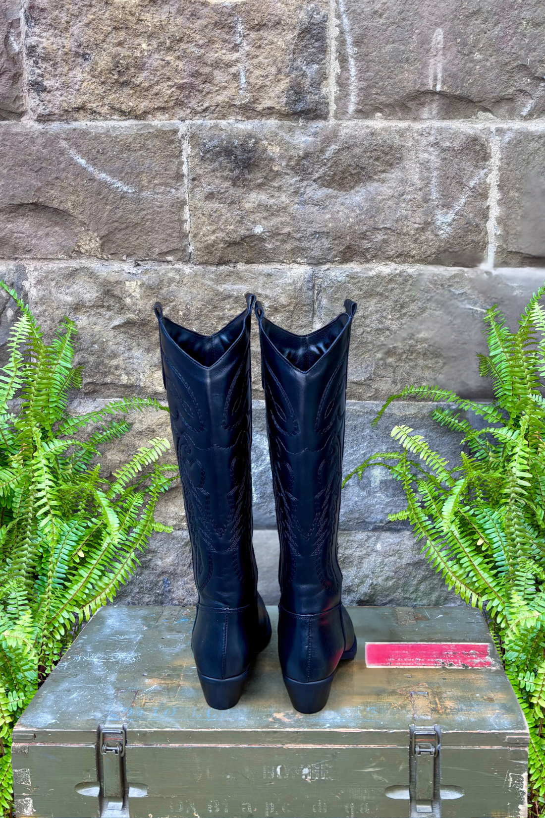 LUIS ANNE Classic Tex Vitello Nero KRIZIA926