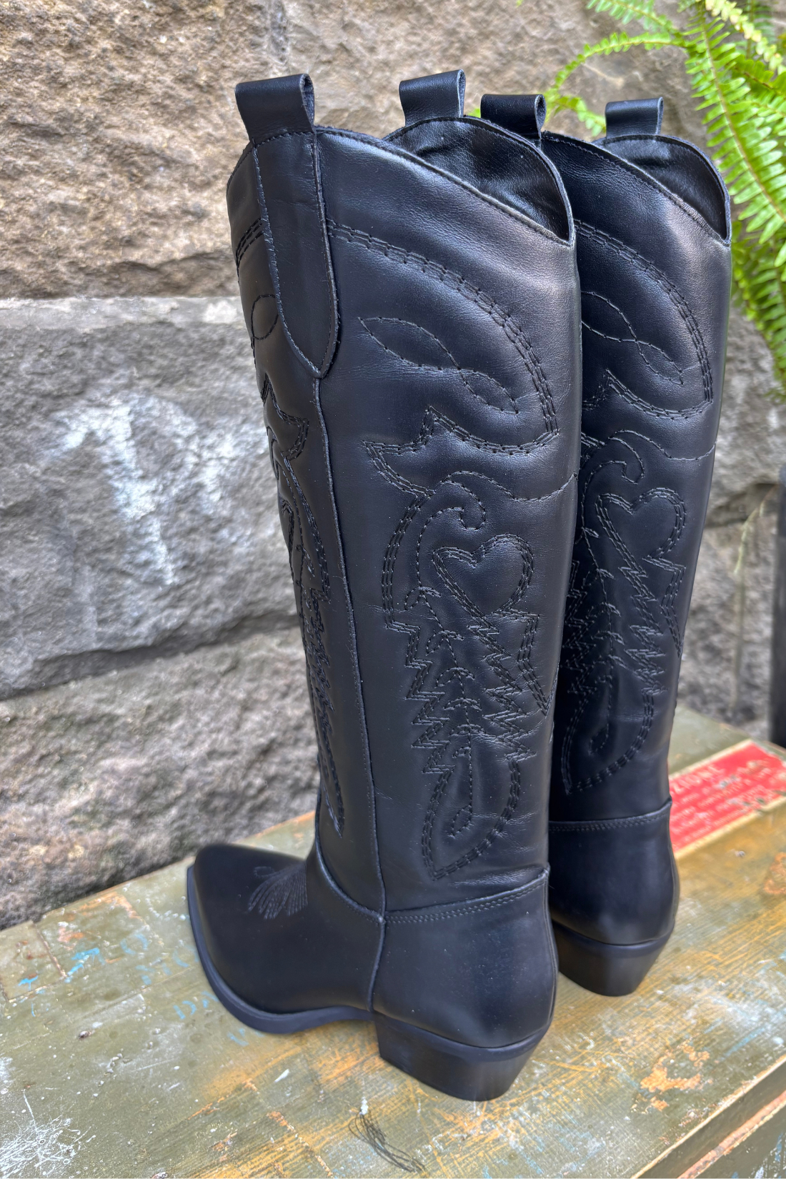 LUIS ANNE Classic Tex Vitello Nero KRIZIA926