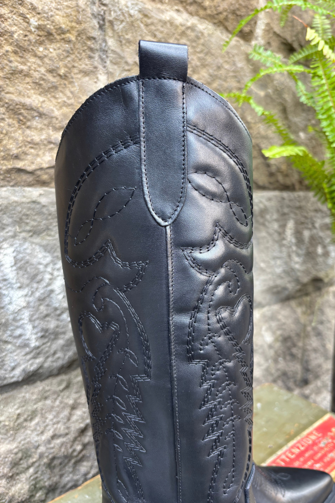 LUIS ANNE Classic Tex Vitello Nero KRIZIA926