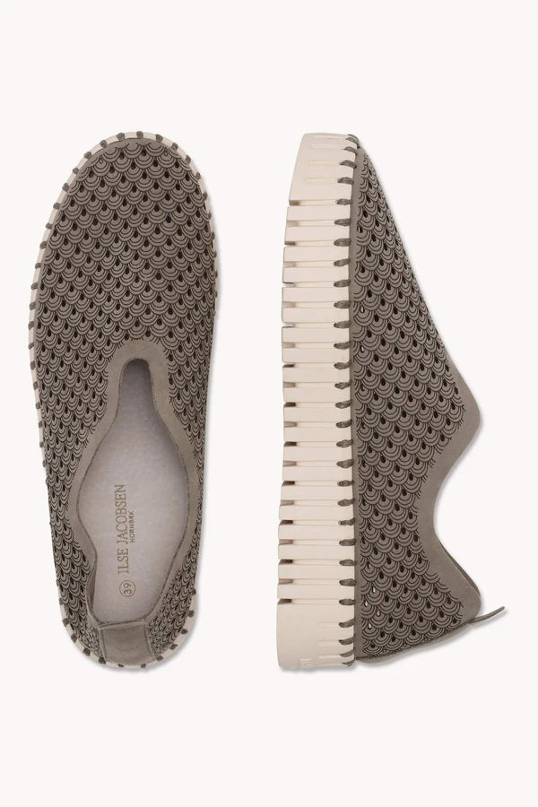 ILSE JACOBSEN TULIP PLATFORM