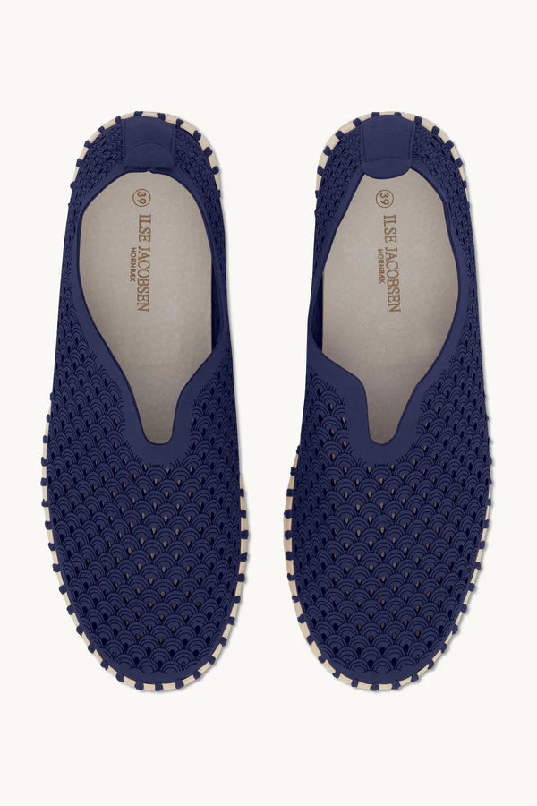 ILSE JACOBSEN TULIP PLATFORM