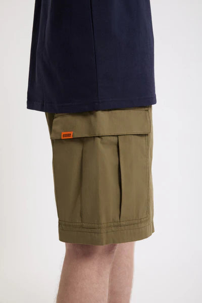 UNIVERSAL CARGO SHORTS