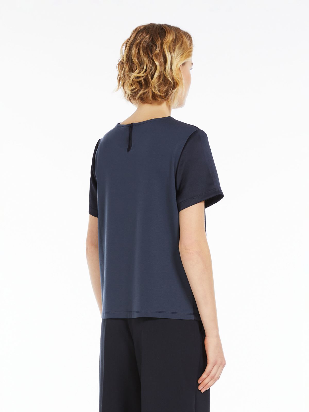 WeekEnd Max Mara t-shirt in raso tecnico e jersey