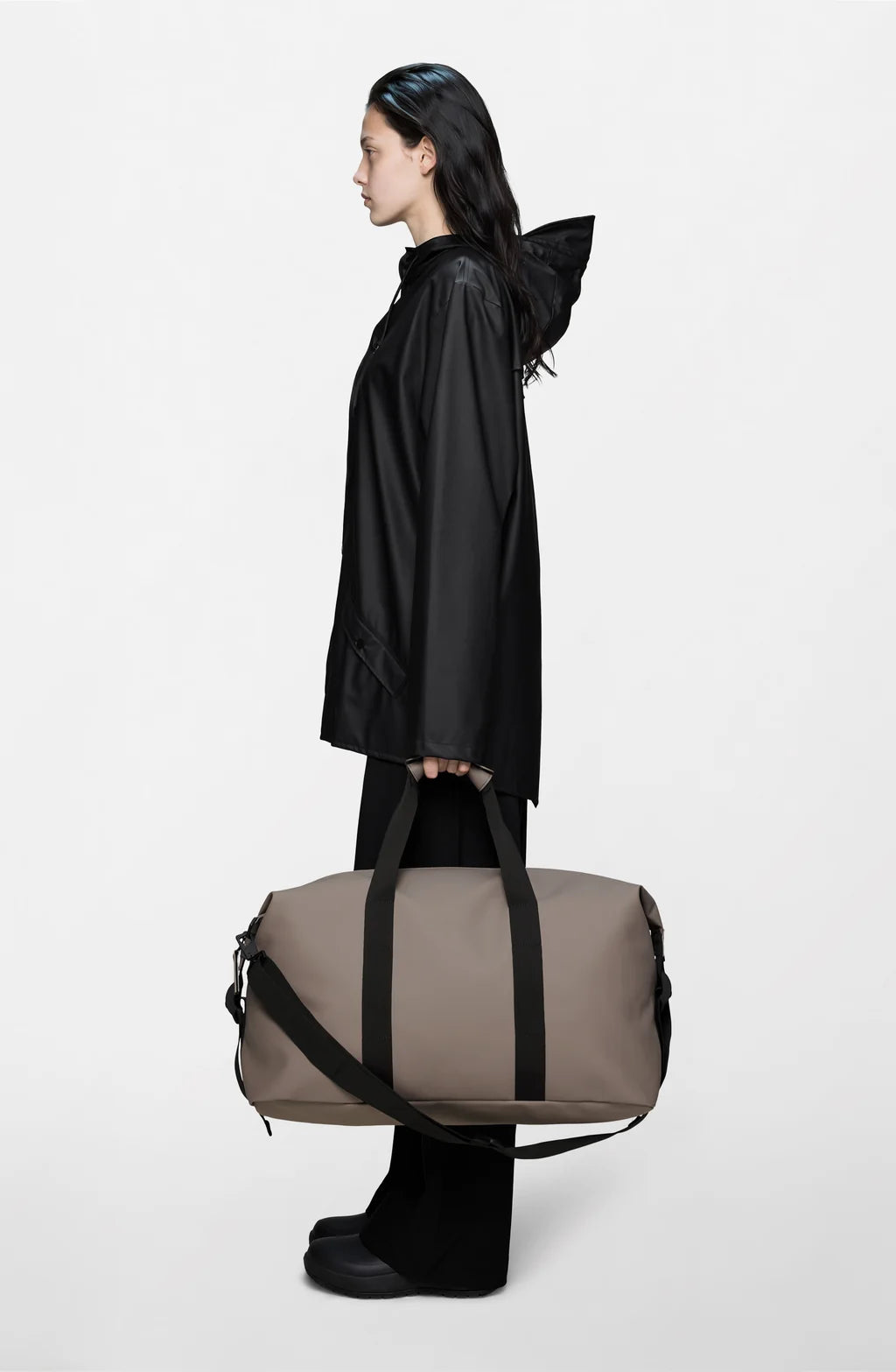 RAINS Hilo Weekend Bag